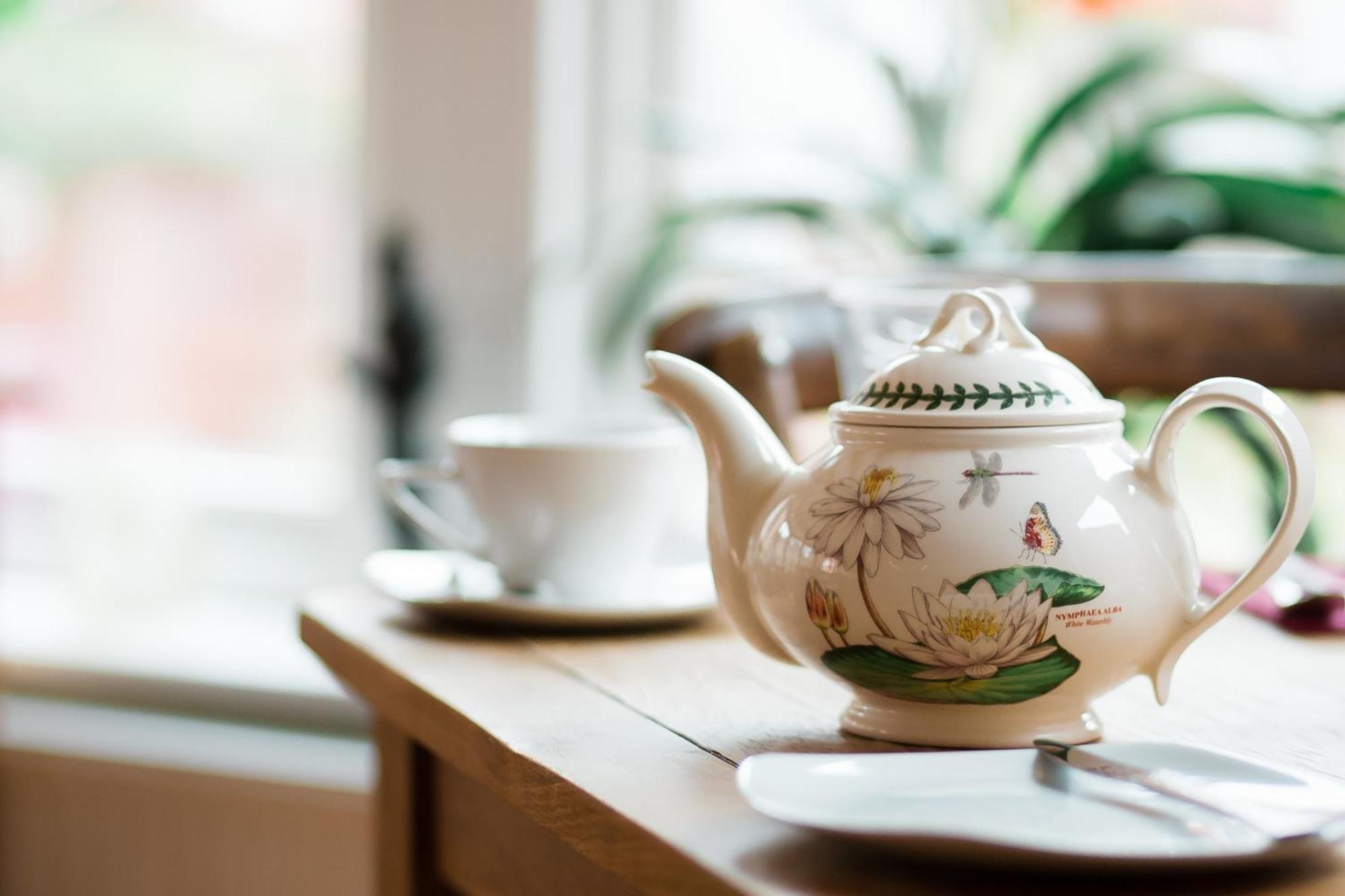 Darwin'S Townhouse Shrewsbury Exterior foto A teapot