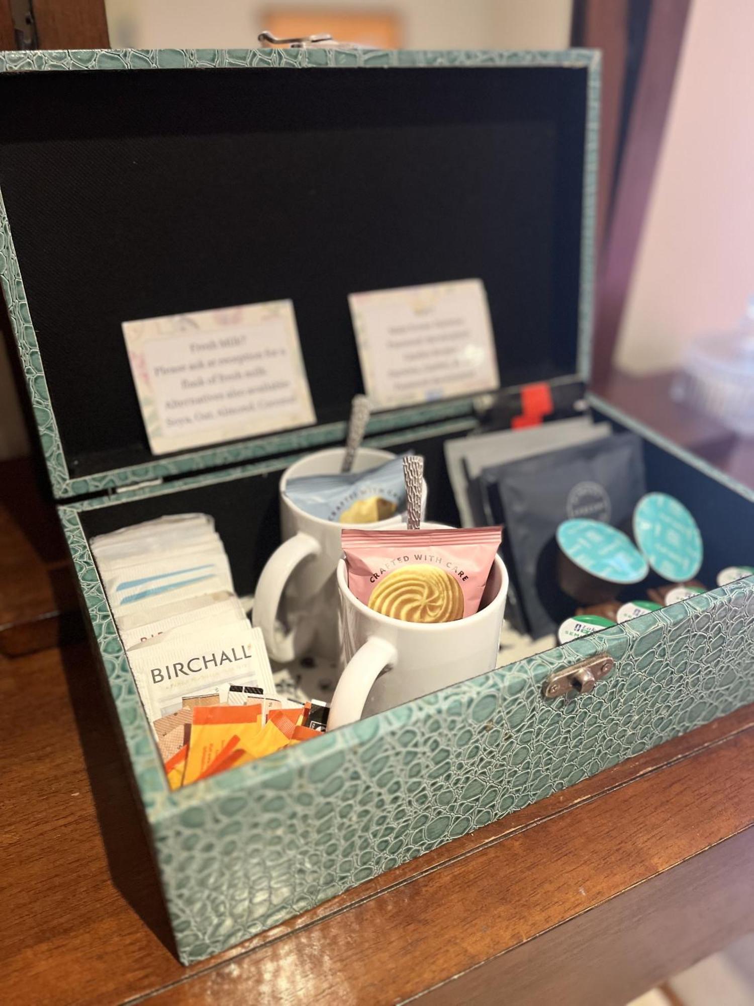 Darwin'S Townhouse Shrewsbury Quarto foto A tea box