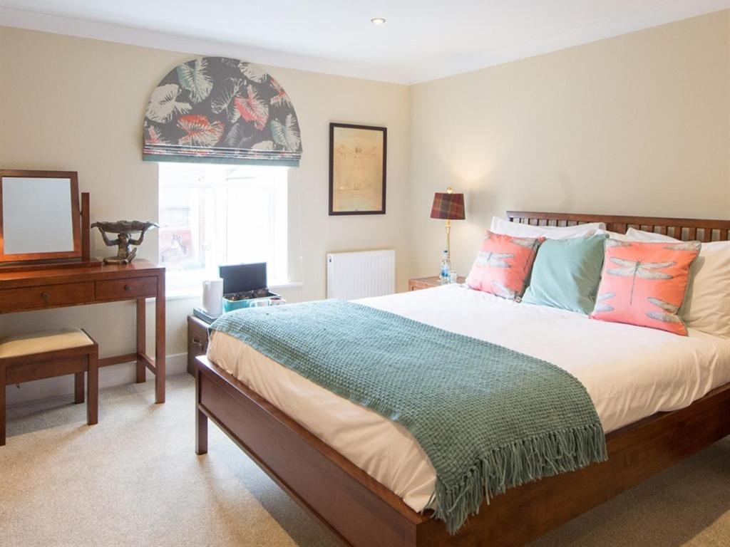 Darwin'S Townhouse Shrewsbury Quarto foto A bedroom at The Old Vicarage